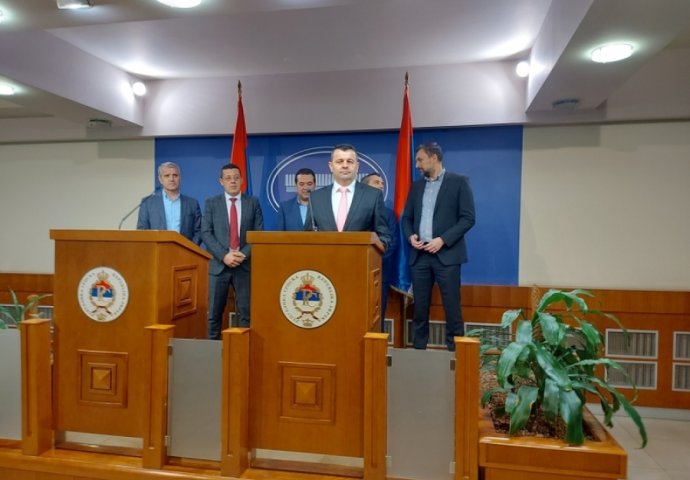  OSMORKA U BANJALUCI: Pokret za državu ulazi u vlast na državnom nivou, Sevlid Hurtić će biti ministar