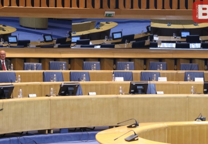 SPOJILI NESPOJIVO: Samo u Bosni i Hercegovini ministar može biti i zastupnik u dva parlamenta; Ovo su rekorderi po broju funkcija