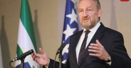 IZETBEGOVIĆ NE POPUŠTA KONAKOVIĆA: „Kad se predsjednik Naroda i pravde brine za sebe…“ (VIDEO)