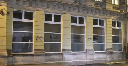 SARAJLIJE U POTPUNOM ŠOKU: Na zgradi Vječne vatre, SIMBOLU GRADA, postavljeno OVO!