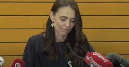 Šok iz Novog Zelanda - premijerka Jacinda Ardern, čija vladavina se istaknula po empatiji, daje ostavku, ističe da više nema snage za ovaj posao te da je "samo čovjek"