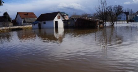 PADAVINE I DALJE TRAJU U BIH: Ozbiljna situacija u Rudom