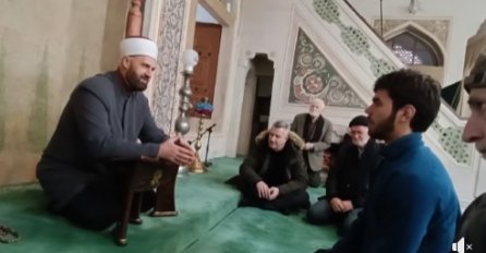 MLADIĆ DOŠAO EFENDIJI VELIĆU POSLIJE DŽUMA NAMAZA: Ja želim da izgovorim Šehadu! 