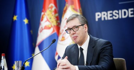 „Ološu, niko za vas ne bi čuo da nije mene“: Kako izgledaju sjednice SNS kad Vučić izgubi živce