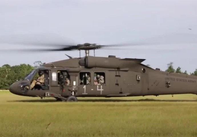 Australija nastavlja sa zamjenom europskog naoružanja s američkim - svoju flotu MRH-90 Taipan helikoptera zamijenit će s američkim Black Hawk