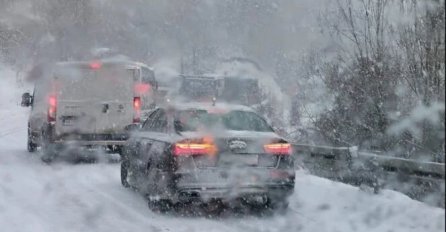 IZDATO NOVO UPOZORENJE: Savjetuje se POSEBAN OPREZ na putevima, a evo gde će pasti najviše snijega