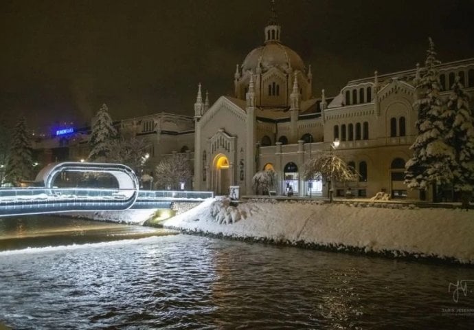 Šta je zima bez snijega: Čudesne su januarske noći u Sarajevu