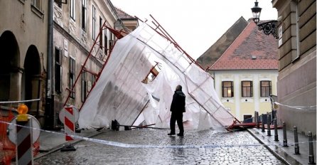 Srušila se skela sa zgrade kraj sabora u Zagrebu