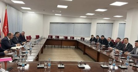 Svi poslanici SNSD-a će sutra glasati za imenovanje Vijeća ministara