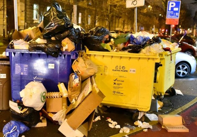 Nastavlja se štrajk radnika Čistoće, Zagreb pun smeća