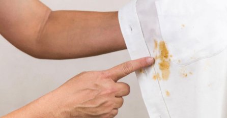 UKLONITE JEDNOSTAVNO FLEKE SA ODJEĆE: Mali trikovi kako da očistite mrlje