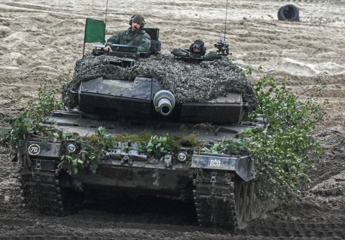 Ukrajina će dobiti još Leopard-2 tenkova, isporuku će finansirati Danska i Nizozemska