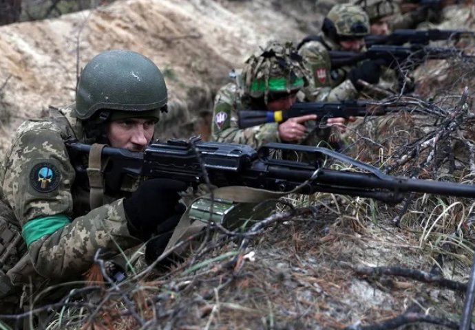 REPORTAŽA IZ PAKLA RATA: Ukrajinski časnik opisao brutalne borbe s Rusima: 'Mi pucamo, oni umiru. Onda dolazi druga grupa, čak ni ne pomaže ranjenima'