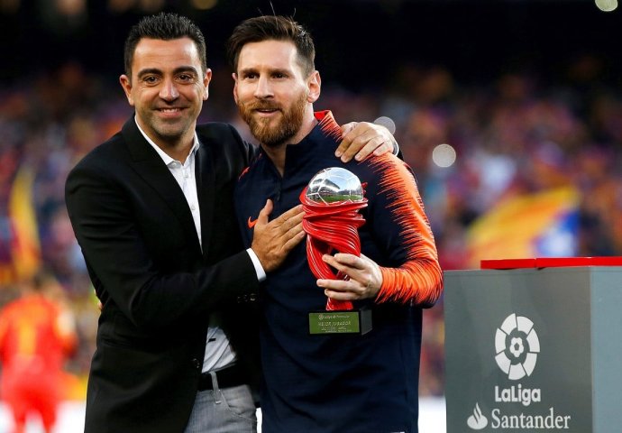 ODJEKNULO JE POPUT ATOMSKE BOMBE! Lično je Xavi zapalio vatru: Lionel Messi se vraća na Camp Nou!?