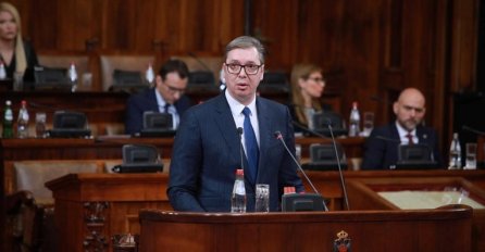 ANKETA: Treba li Vučić otići sa mjesta PREDSJEDNIKA SRBIJE?