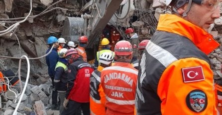 SVAKA ČAST, HEROJI NAŠI: Tim iz BiH spasio muškarca u Hatayu - već su krenuli i na novu lokaciju