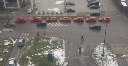 VELIKA AKCIJA U SARAJEVU ZA TURSKU I SIRIJU: Pogledajte šta rade vozači Crvenog taxija