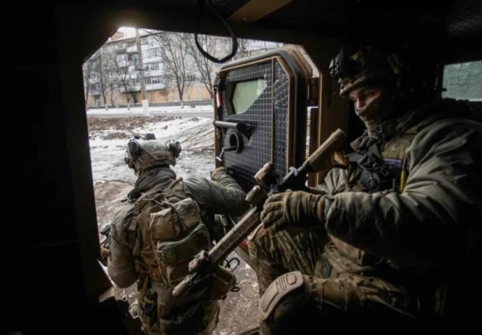NAREDNA FAZA RATA U UKRAJINI: Obje strane spremne za ofanzivu nakon sporih borbi
