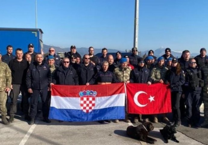 Hrvatski spasioci završili svoju misiju u Turskoj i vraćaju se kući