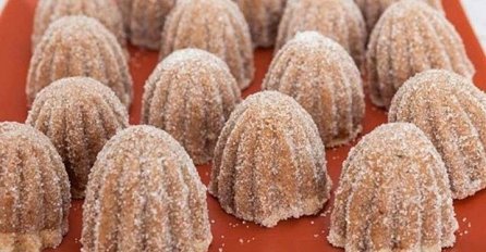 ŠUBARE SA KEKSOM GOTOVE ZA 10 MINUTA:  Ova poslastica će da vas vrati u djetinjstvo (RECEPT)