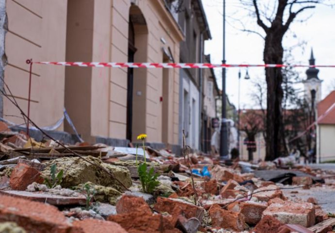 NOVI ZEMLJOTRES BIO BI KOBAN ZA DVIJE ŠKOLE SA 850 UČENIKA?! Vlast tvrdi da je zgrada stabilna, stručnjaci tvrde drugačije