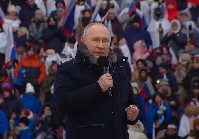 PUTIN NA STADIONU LUŽNJIKI, VELIKI BROJ LJUDI SLUŠA RUSKOG LIDERA: Jedna riječ se ORILA dok je govorio (VIDEO)