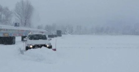 Nestvarne scene sa terena u Bosni i Hercegovini: Hoće li utakmica Tuzla City – Velež biti odigrana?