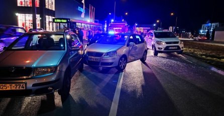 Lančani sudar u Sarajevu: Jedna osoba povrijeđena (FOTO)