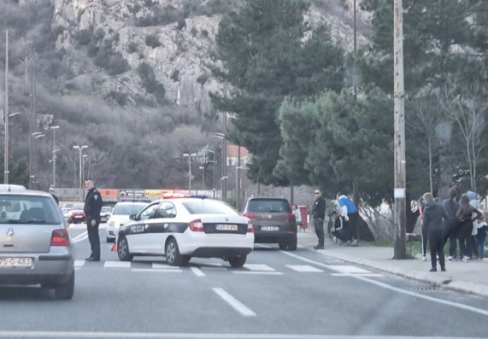 Novi detalji nesreće u Mostaru: Muškarac (35) Tiguanom udario pješakinju (30)