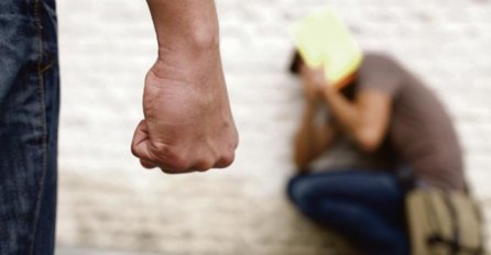 TRAŽIO BIVŠU DJEVOJKU: Drama u Hadžićima, muškarac nije mogao da preboli raskid pa se osvetio na način koji će vas ZAPREPASTITI