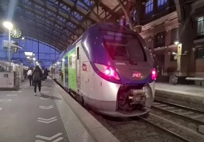 Francuska ulaže čak 100 milijardi eura u unapređenje željeznice: "Stvorit ćemo atraktivnu i vjerodostojnu alternativu automobilu"