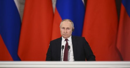 Britanija kaže da Putin namjerno dezinformira javnost o streljivu koje šalju Ukrajini