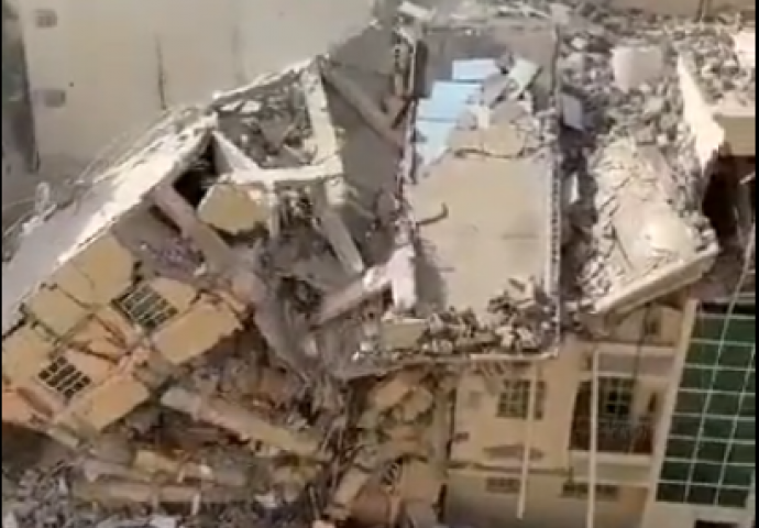 Srušila se višesprartna stambena zgrada u Dohi, jedna osoba poginula