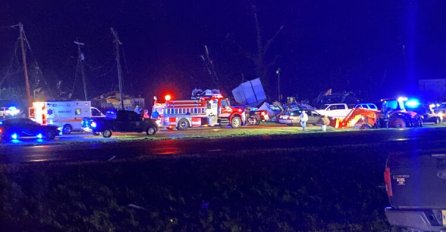 Ovako izgleda grad u SAD-u nakon tornada, kuće sravnjene sa zemljom