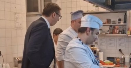 POSLIJE SE PITAM ŠTO SAM DEBEO... Vučić objavio snimak pred svečanu večeru sa predsjednicom Grčke (VIDEO)