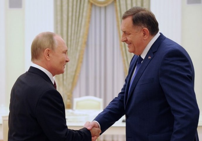 Američki šef diplomatije: Dodik je krenuo istim putem autokracije kao i Putin