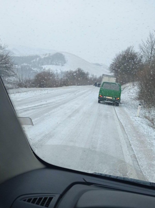 9c343dbb-0130-45d8-8a2e-469e4f18facc