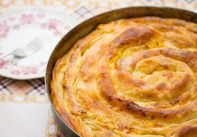 Sirnica je među najboljim jelima svijeta koja sadrže sir, ali i "burek sa sirom"