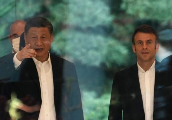 Xi priredio neobično raskošan doček Macronu i napravio nešto što rijetko radi