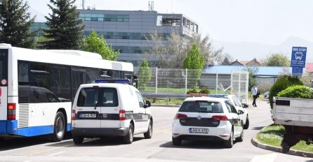 Divlji taksista ispred Aerodroma udario turistu iz Turske: Nisu se mogli dogovoriti oko cijene