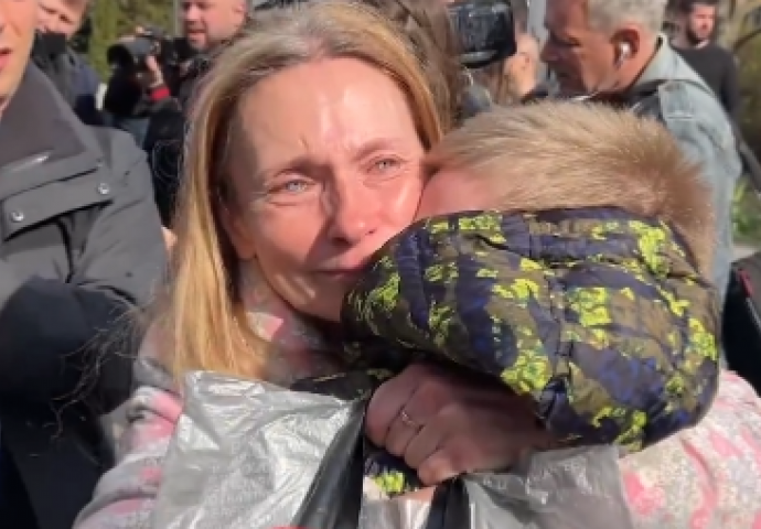 Dirljive scene nakon povratka ukrajinske djece s okupirane teritorije!