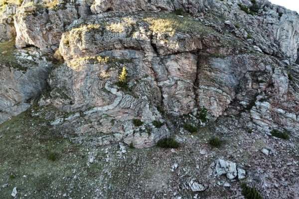 stijena-azdaha985237