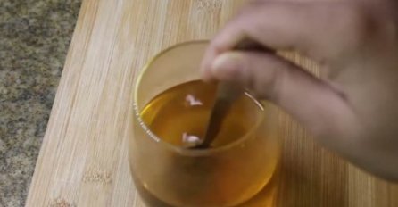 Ni kafa, ni čaj, ni limunada: Evo kojim napitkom treba započeti dan