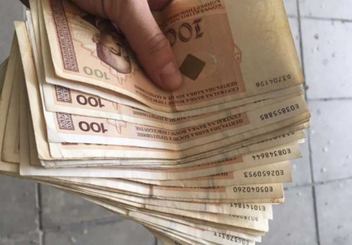 Koliko su plaćeni članovi vlada u regionu, a koliko u BiH?