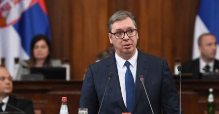  Vučić poručio: Ulazak srbijanske vojske na Kosovo nije realno rješenje