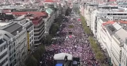 Nove velike demonstracije u Pragu: Protestanti traže kraj rata u Ukrajini i izlazak Češke iz NATO saveza