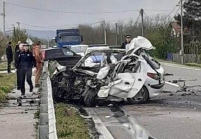 STRAVIČNA NESREĆA U BIH: Dvadesetogodišnjak se zabio u cisternu i poginuo na licu mjesta