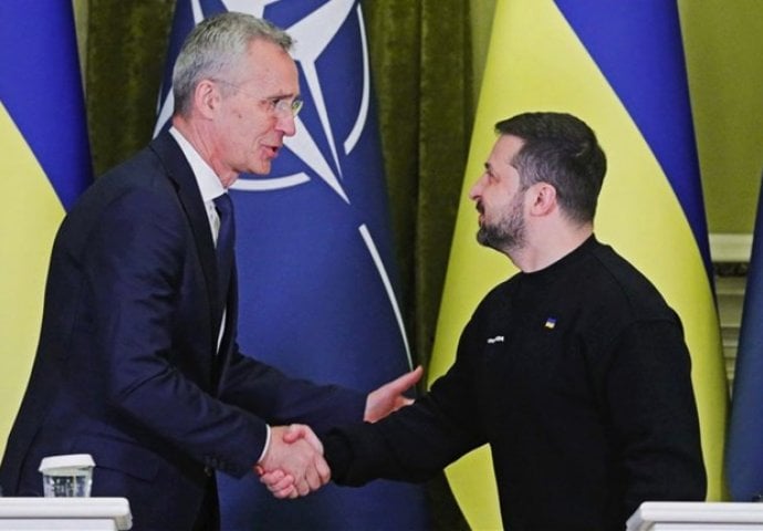 Ukrajini je mjesto u NATO-u, rekao je Stoltenberg