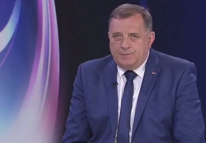 Dodik: Rizikujemo mogućnost scenarija sa sjevera Kosova i Metohije ako se stranke iz RS ne prijave