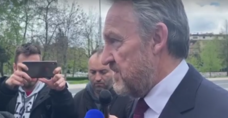 Izetbegović kod Schmidta: Ne ponižavajte Bošnjake, SDA ne treba potcjenjivati